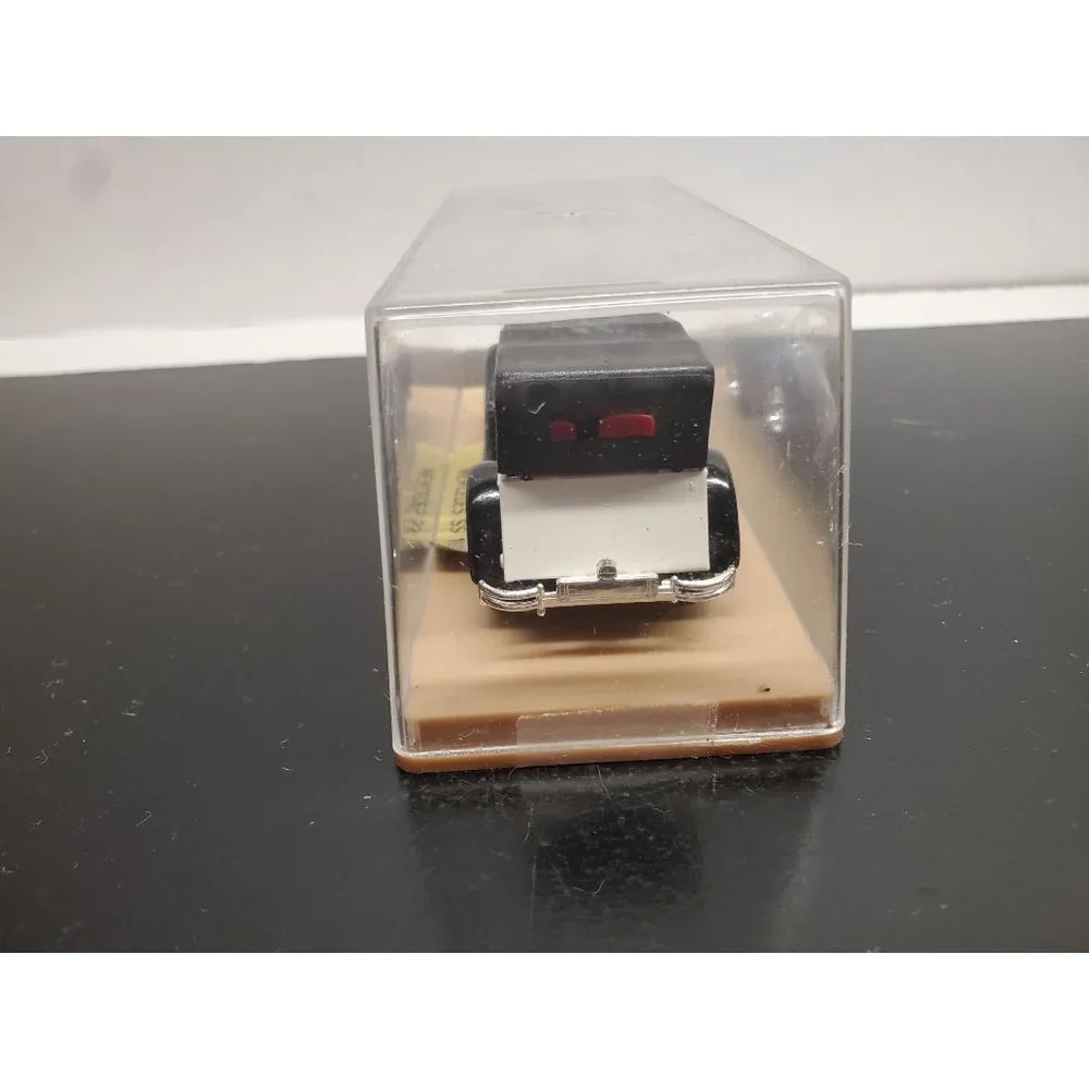 Solido 1928 Mercedes SS Die-cast with plastic‎ display case - Made in France